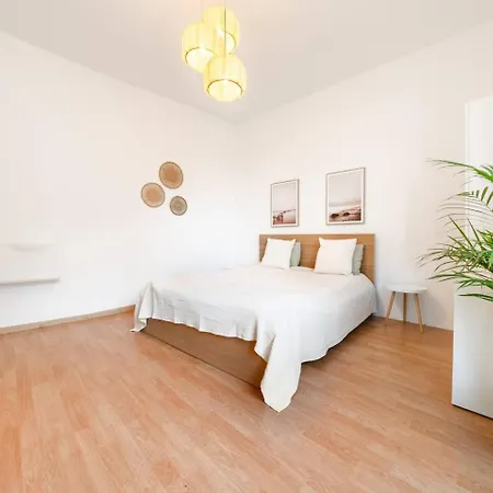 Apartment Prime 51 Bedroom Overlooking Marques Pombal *