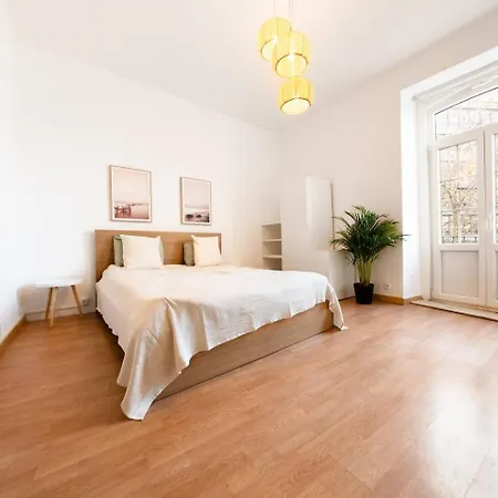Prime 51 Bedroom Overlooking Marques Pombal Apartment Lisbon